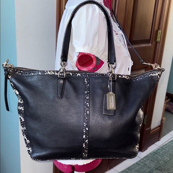 Coach Bleecker 2-tone python black/  white satchel shoulder bag  Italian leather - Picture 1 of 17